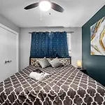 1Br Apt With Fully Equipped Kitchen Close To Major Attractions