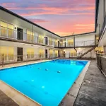Comfortable 2Br Apt In Vibrant Houston Heights