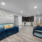 Comfortable 2Br Apt In Vibrant Houston Heights
