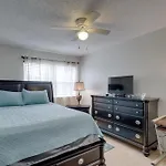 Central Houston Townhome With Patio 4 Mi To Airport