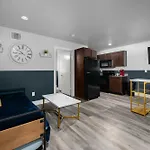 Modern Quirky Apt Near Nrg Stadium & Medical Center