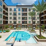 Downtown Apart 1 Bed 1 Bath Free Parking