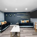 Cute And Stylish 1Br Apt With Pool & Free Park