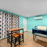 1-Bedroom Haven In Murworth, Close To Medical Center