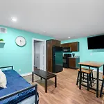 1-Bedroom Haven In Murworth, Close To Medical Center