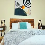 Sleeps 8 Zen Galleria Retreat King Bed Patio 3 Br