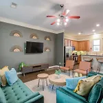 Chic & Central 3-Bd Townhouse Mins To Dt