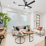 Modern 3Br Near Minute Maid Ensuite & Balcony