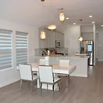 Bright And Cozy 3Br- Great Location For Exploring
