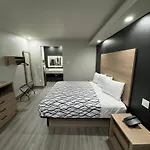 Crystal Inn Gessner- Near Sam Houston Racepark