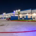 Azul Inn