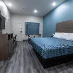 Azul Inn