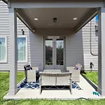 Luxury Home Near Med Center, Uptown & Downtown