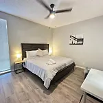 Apartment In Houston Close To Nature & Urban Excitement