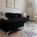 The Downtown Nook A Cozy Urban Escape