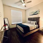 Luxury Cozy 1Bdapt Downtownview