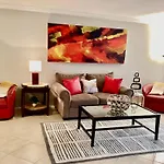 Cozy Chic City Condo