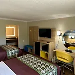 Days Inn By Wyndham Houston East