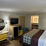 Days Inn By Wyndham Houston East