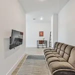 Inter-Connected Duplex 8Br Sleeps 22 Swim Spa