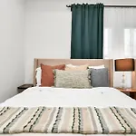 1 Miles From Hdt Kingbed Freeparking Laudry