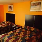 Scottish Inn & Suites Hobby Airport