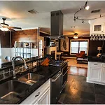 The Coyle Cabin - Close To Downtown, Stadiums, U Of H, Med Center