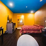 Moonlight Suites - Houston/George Bush Int\'L Airport