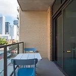 Whyhotel Houston Downtown Convention Center