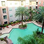 Discounted Oasis W/ Pool View In The Med Center By Nrg