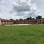 Mustang Inn