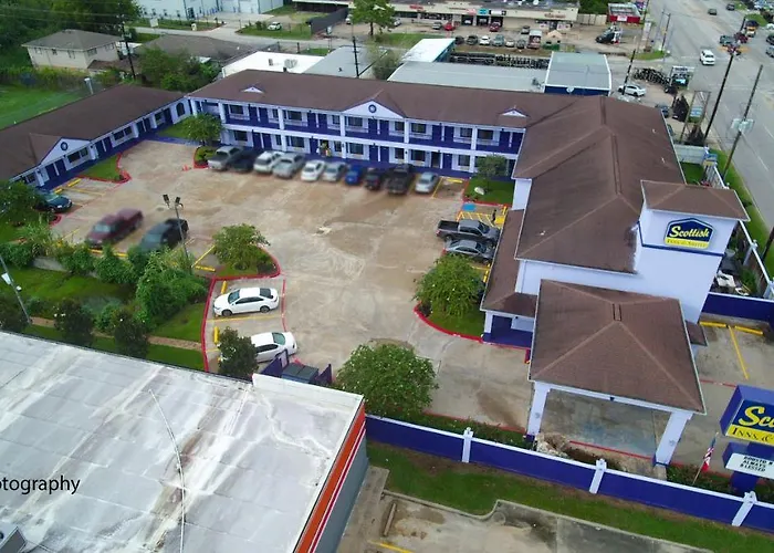 Scottish Inn And Suites Houston-Jones Road