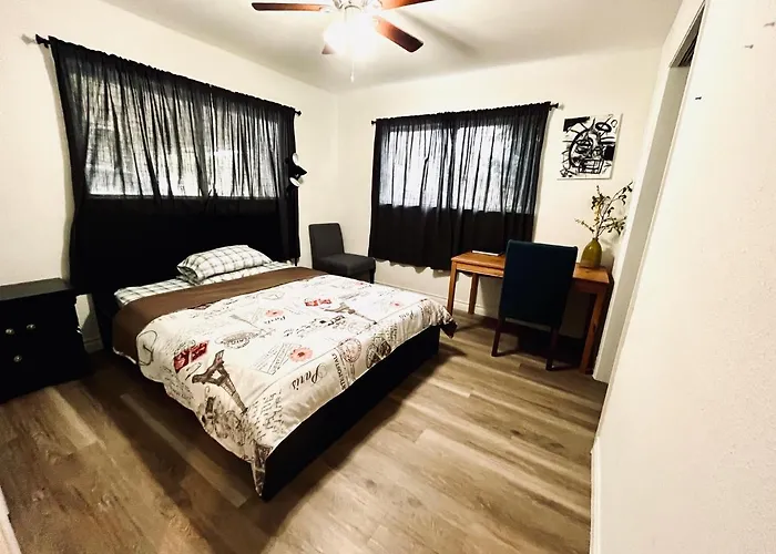 Cozy Private Bed & Bath Near Medical Center, Galleria And Dt