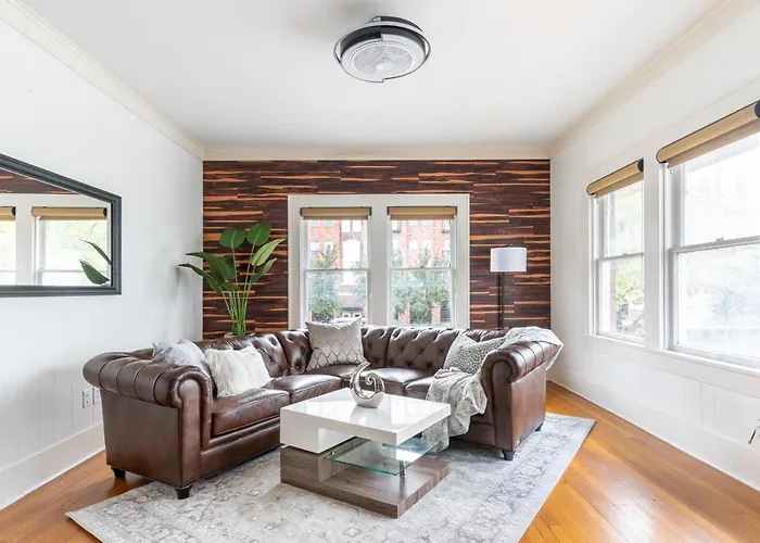 Spacious Private 2 Bedroom Workplay Apt Near Med Ctr, Nrg, Downtown