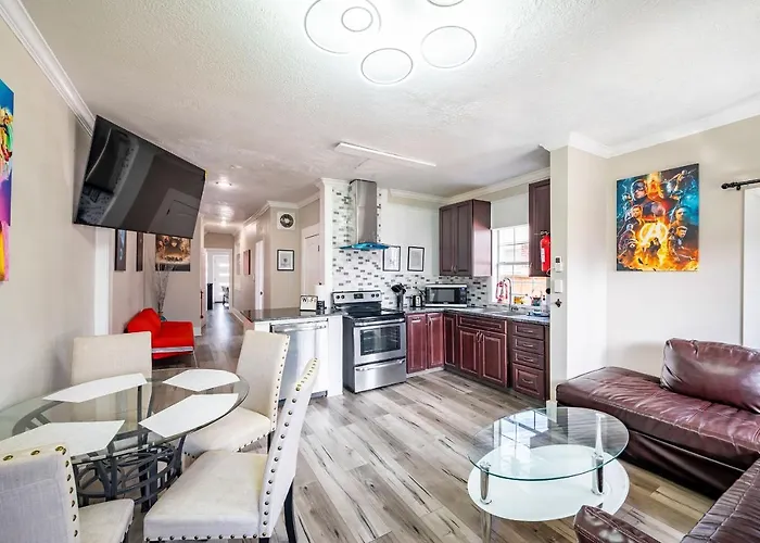 New 7 Bedroom Home Sleep 22 Ev/Pet/Free Parking