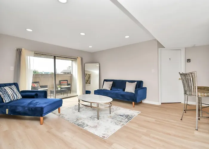 Tranquil 3Br Getaway:Modern