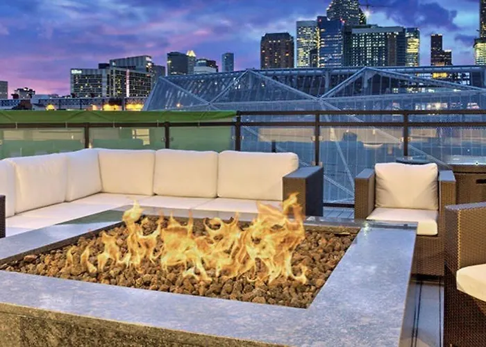 U1 Penthouse With Car Dwntown Houston 1Br 1Bth
