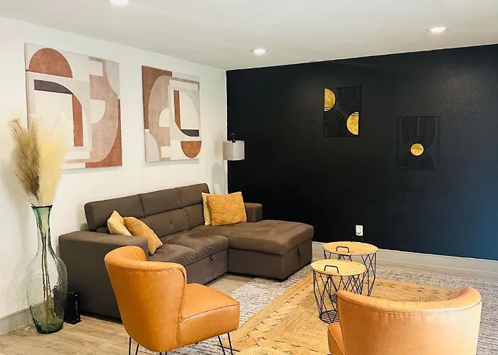 Trendy Midtown Apartment