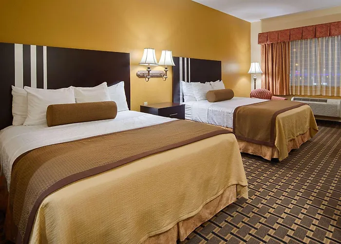 Days Inn & Suites By Wyndham Sam Houston Tollway