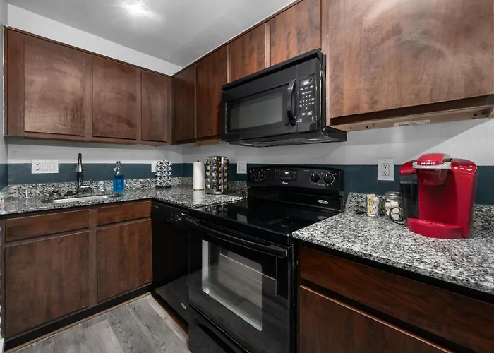 Modern Quirky Apt Near Nrg Stadium & Medical Center