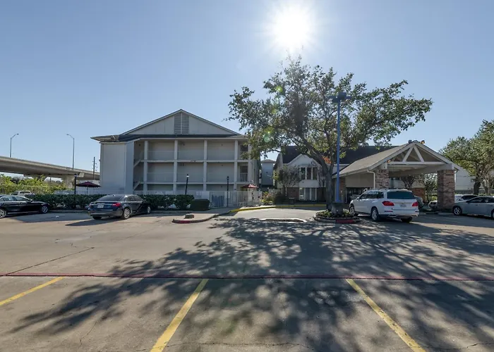 Oyo Hotel Houston Katy Freeway