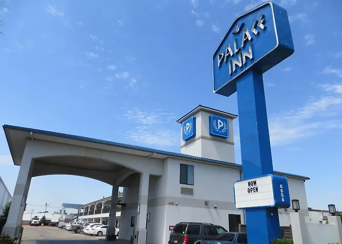 Palace Inn Gulf Freeway