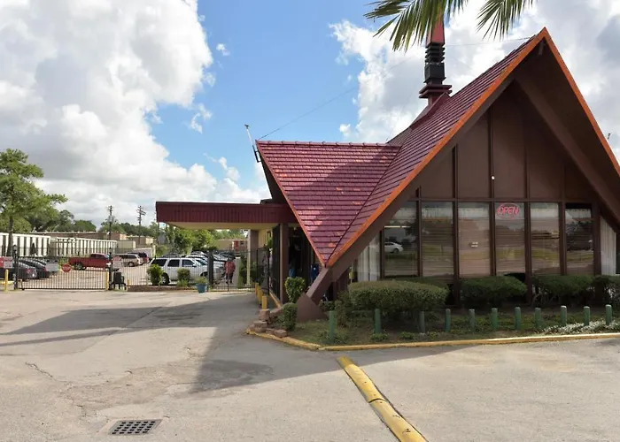 Red Carpet Inn