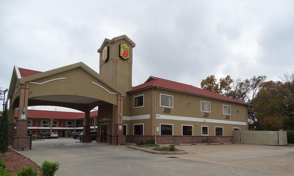 Hotel Super 8 By Wyndham Houston/brookhollow Nw 2*