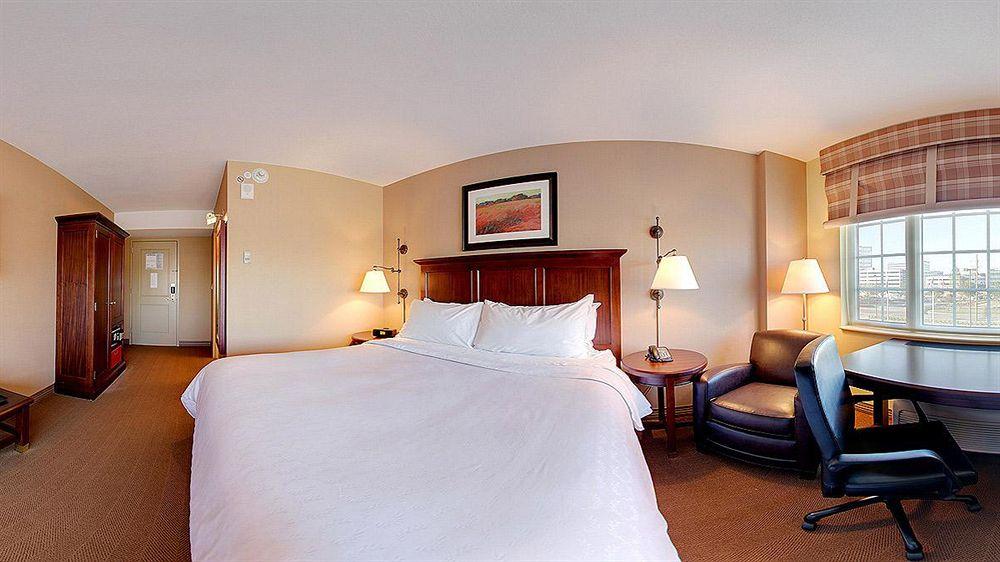 Hotel Four Points By Sheraton West 3*