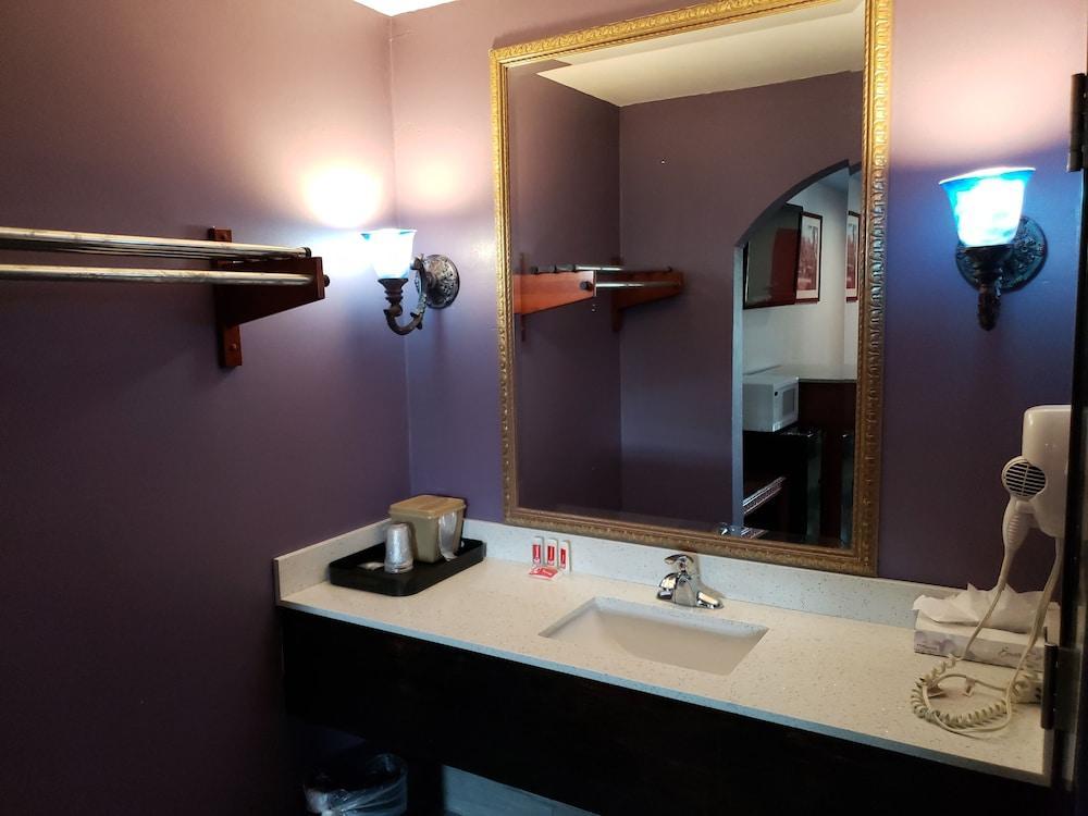 Summit - Medical Center - Nrg Park Hotel