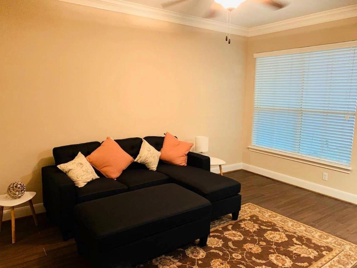 Cozy 2 Bedroom Near Md Anderson, Nrg, & Dtown