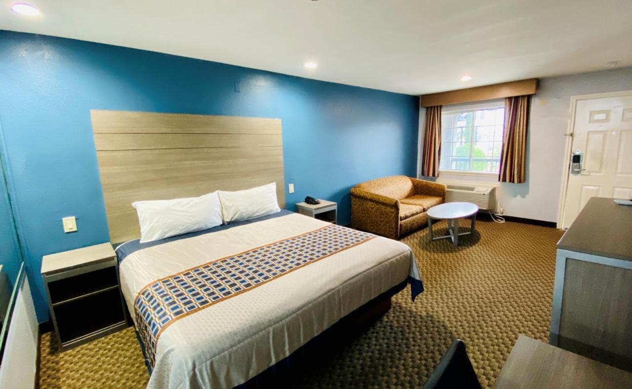 Motel Place And Suites-hobby Houston