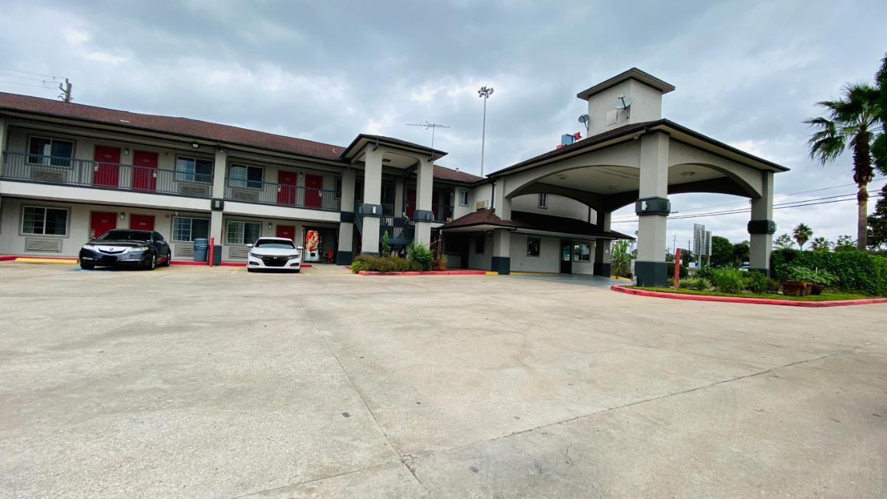 Motel Place And Suites-hobby