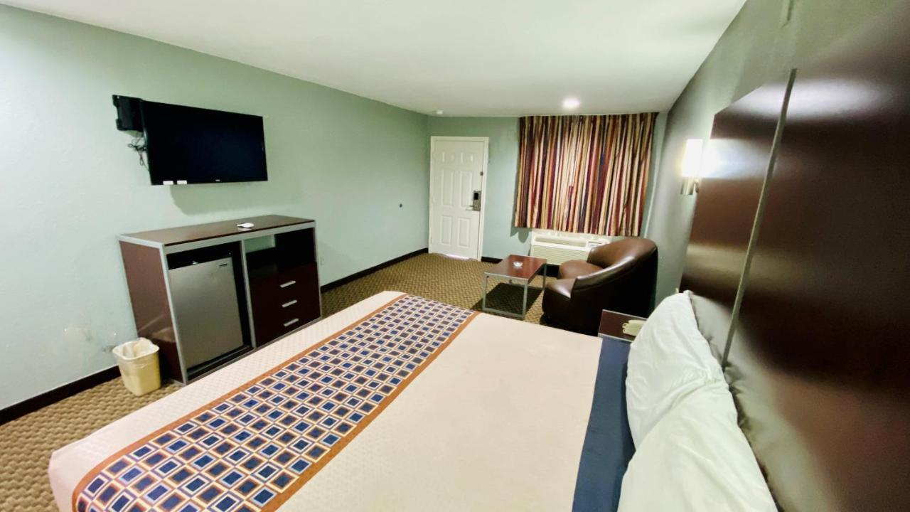 Place And Suites-hobby Houston
